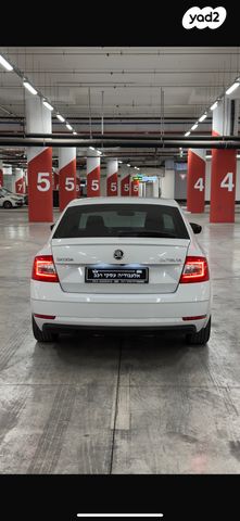 סקודה אוקטביה