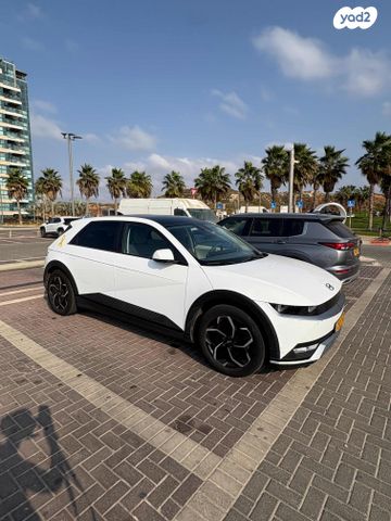 יונדאי איוניק 5