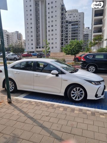 מודעת רכב טויוטה קורולה