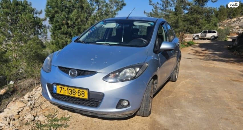 מודעת רכב מאזדה 2