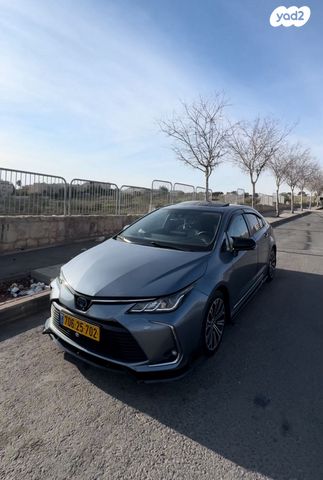 טויוטה קורולה