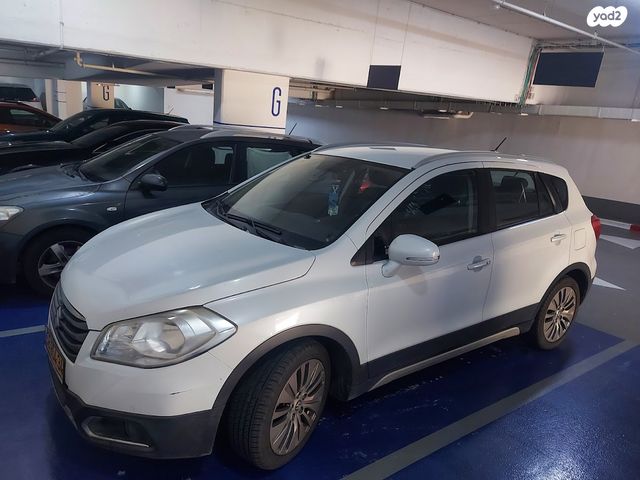 מודעת רכב סוזוקי קרוסאובר