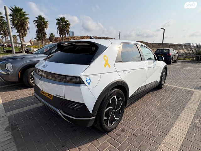 יונדאי איוניק 5