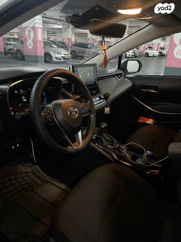 מודעת רכב טויוטה קורולה