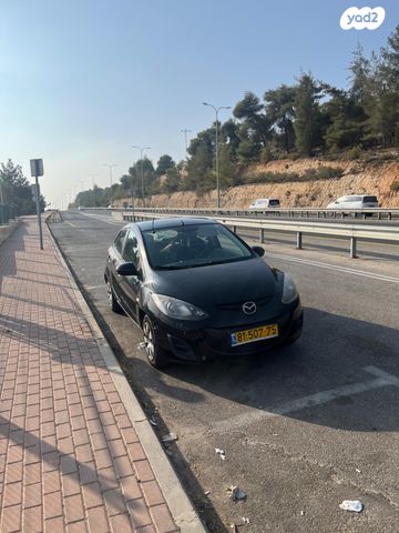 מודעת רכב מאזדה 2