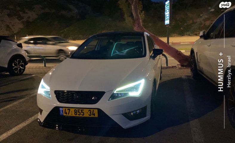 מודעת רכב סיאט לאון