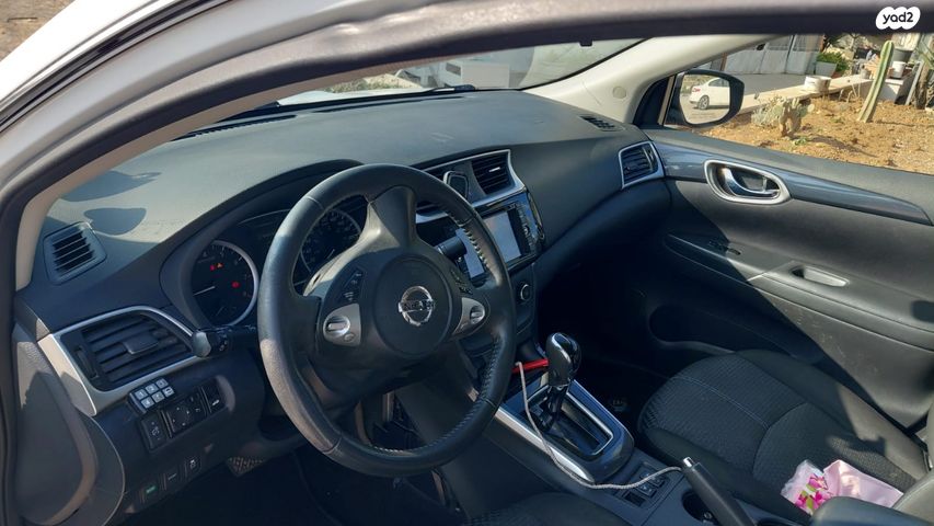 ניסאן סנטרה