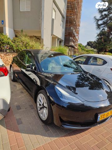 מודעת רכב טסלה מודל 3