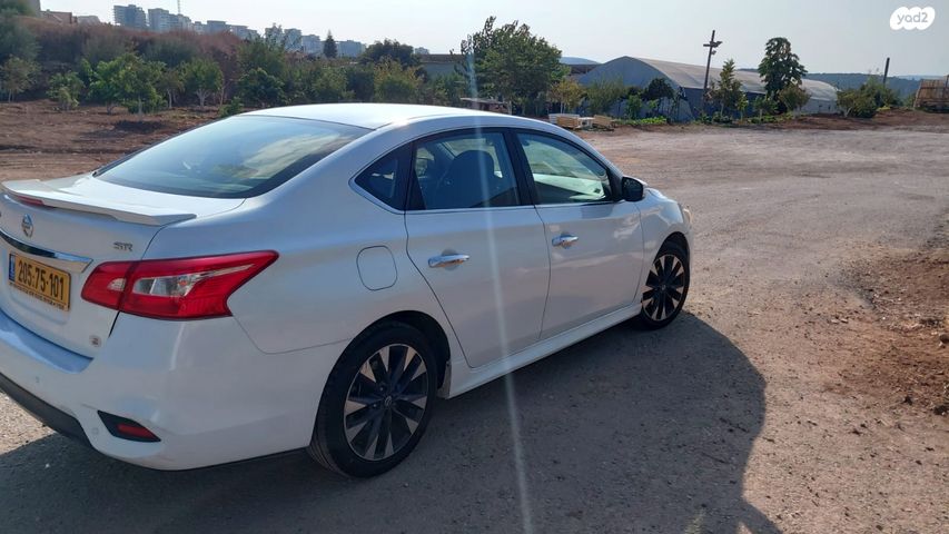 ניסאן סנטרה