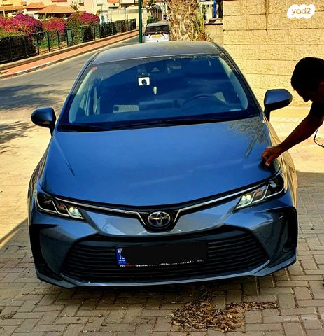 מודעת רכב טויוטה קורולה