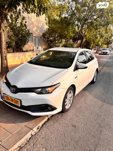 מודעת רכב טויוטה אוריס