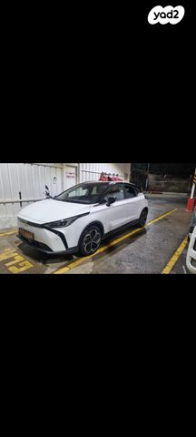 ג׳ילי Geometry C