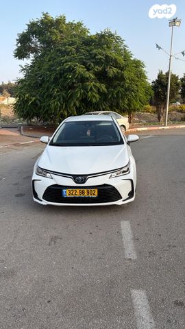 טויוטה קורולה