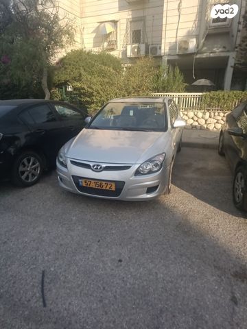 יונדאי i30