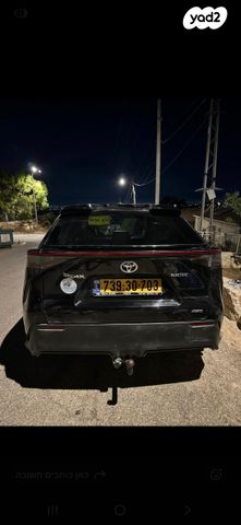 טויוטה bZ4X