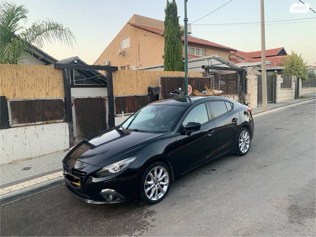 מודעת רכב מאזדה 3