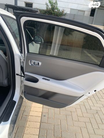 יונדאי איוניק 6