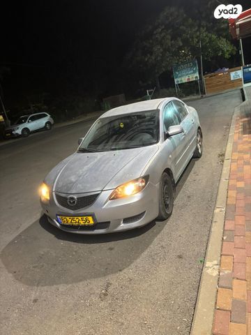 מודעת רכב מאזדה 3