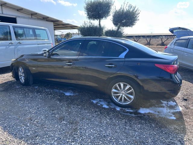 אינפיניטי Q50