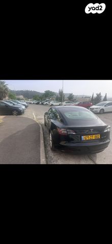 טסלה מודל 3