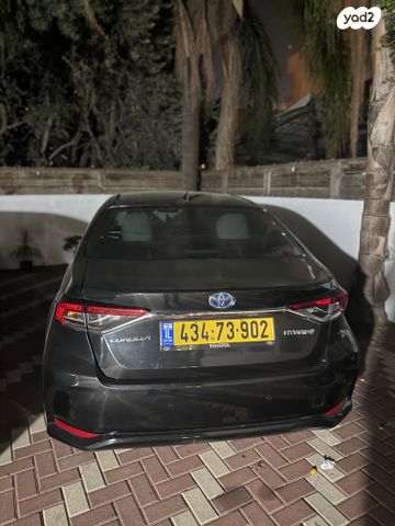 טויוטה קורולה