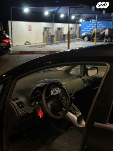 טויוטה אוריס