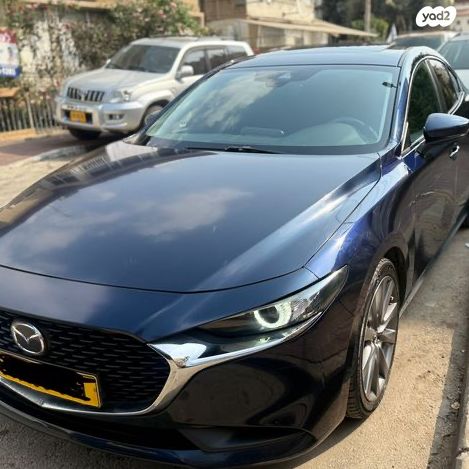 מאזדה 3