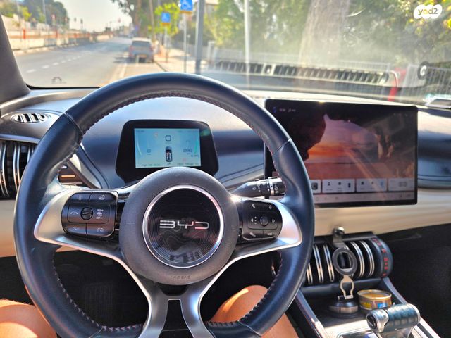 בי.ווי.די אטו 3