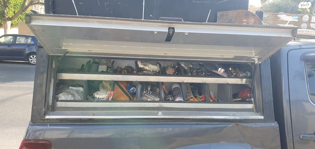 איסוזו די-מקס