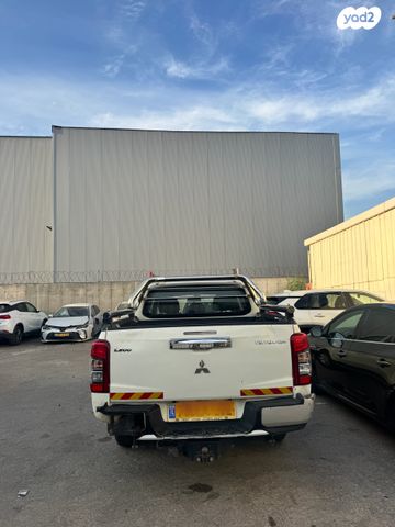 מודעת רכב מיצובישי טרייטון / L200