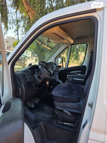 פיג'ו בוקסר