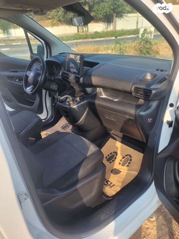 טויוטה פרואייס סיטי