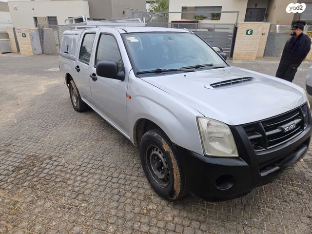 מודעת רכב איסוזו די-מקס