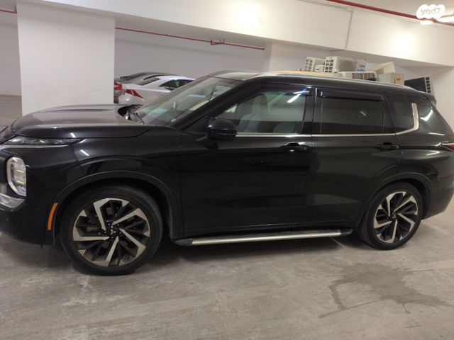 מיצובישי אאוטלנדר