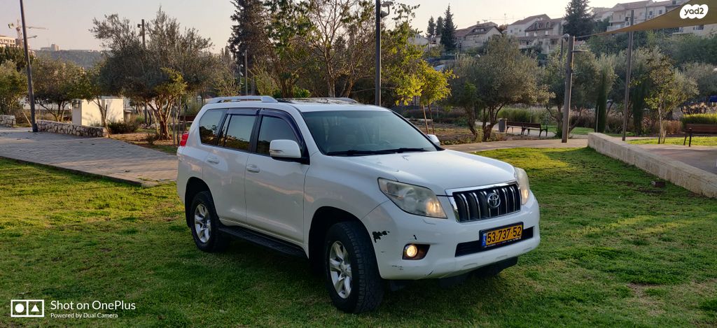 טויוטה לנד קרוזר