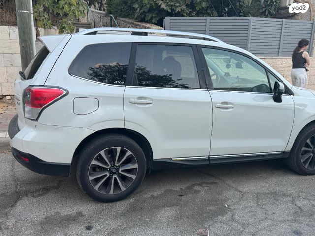 סובארו פורסטר