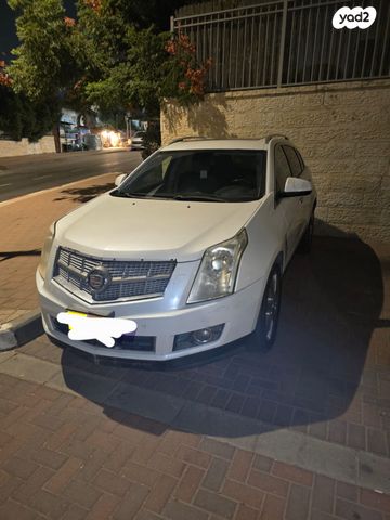 מודעת רכב קאדילק SRX