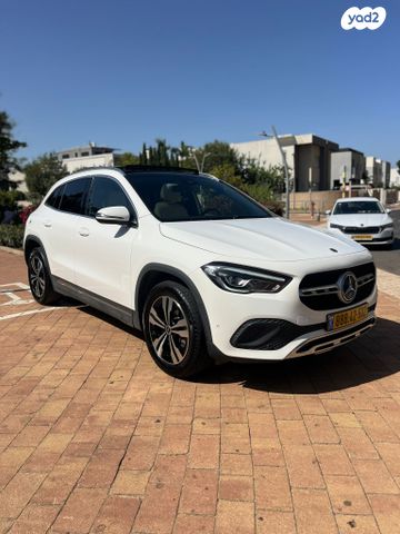 מודעת רכב מרצדס-בנץ GLA