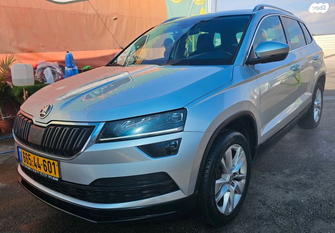 מודעת רכב סקודה קארוק