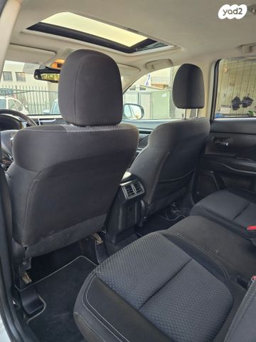 מיצובישי אאוטלנדר