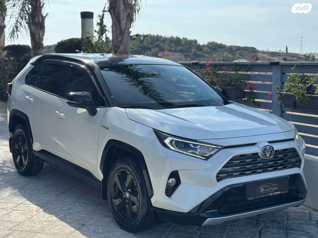מודעת רכב טויוטה RAV4 2