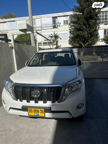 טויוטה לנד קרוזר
