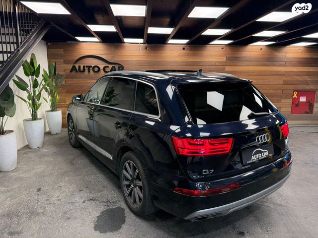 אאודי Q7