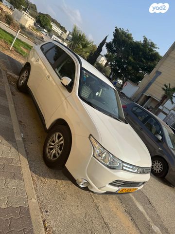 מיצובישי אאוטלנדר