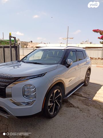 מיצובישי אאוטלנדר