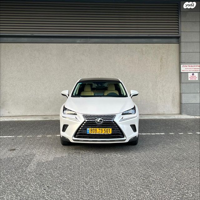 מודעת רכב לקסוס NX