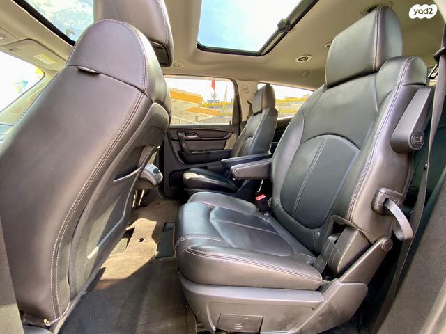 שברולט טראוורס