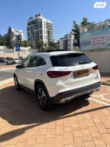 מרצדס-בנץ GLA