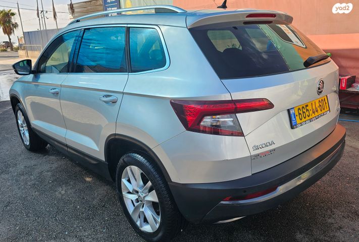 סקודה קארוק