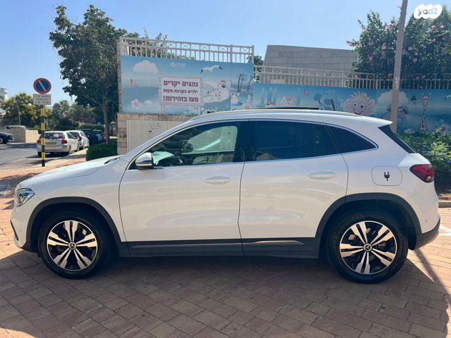 מרצדס-בנץ GLA